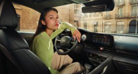 Hyundai Elantra 2023, Impecable Estado