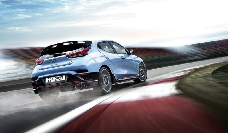 
								Hyundai Veloster N modelo 2024 full									