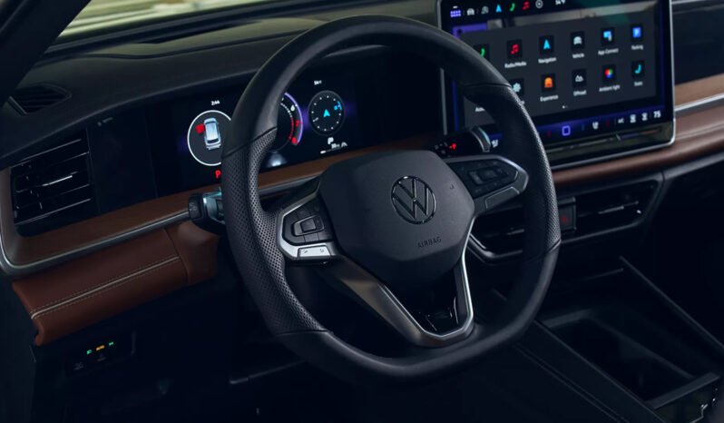 
								Volkswagen Tiguan SUV 2023 Impecable full									